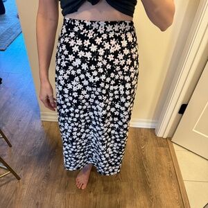 Leith | Floral Midi Skirt | Black, White & Red - Size XS